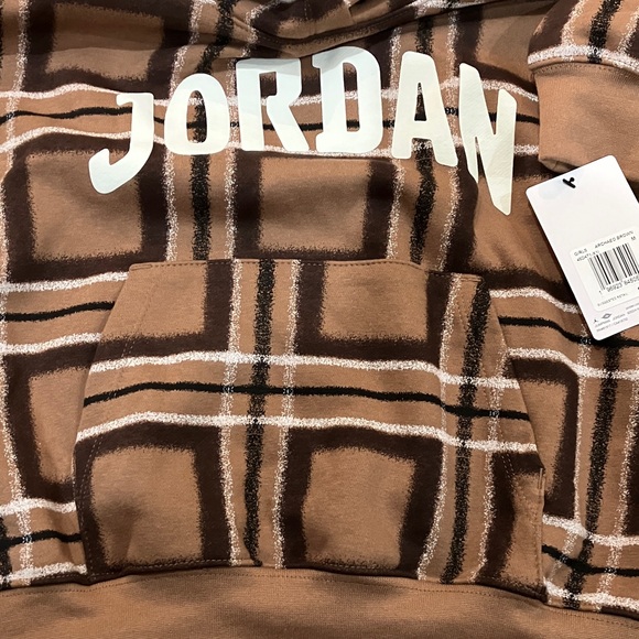 Jordan Brooklyn Essentials
Big Kids' Plaid Print Pullover Hoodie - Picture 13 of 14